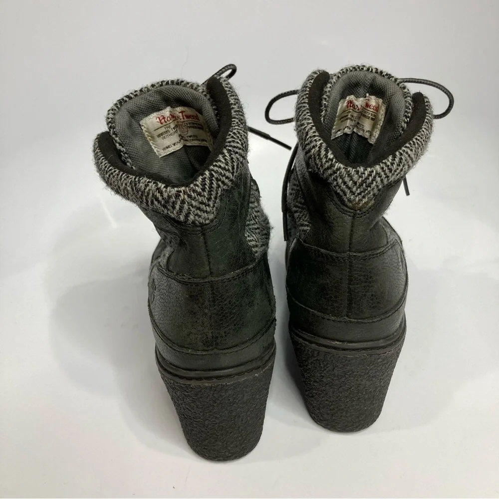 Timberland Amston‎ wedge Booties size 9.5